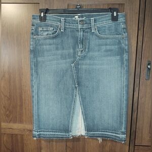 7 For All Mankind Roxy Pencil Front Slit Skirt Sz 29 (10)